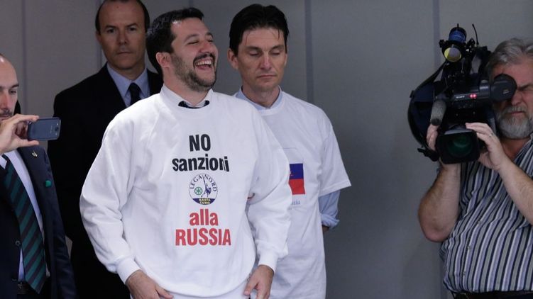 Маттео Сальвини в футболке