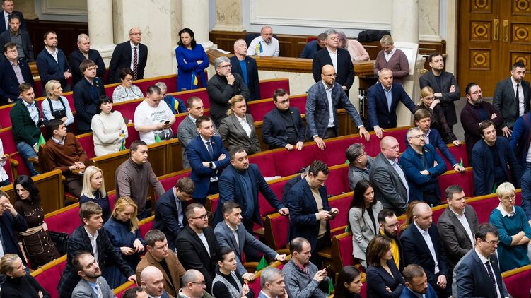 Приговор радикалу Сергею Стерненко реанимировал во фракции