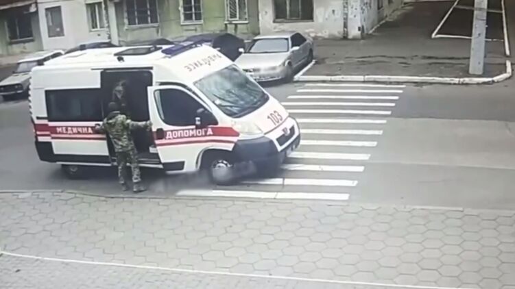 Мобилизация в Одессе. Призывников увозят на