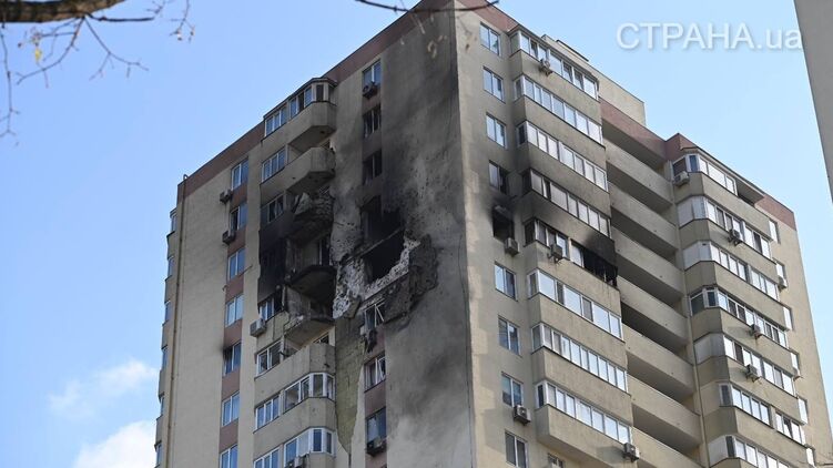 Последствия российской атаки в Киеве.