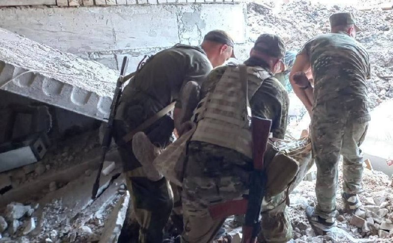 фотографии с места удара по базе ЧВК Вагнера в Попасной