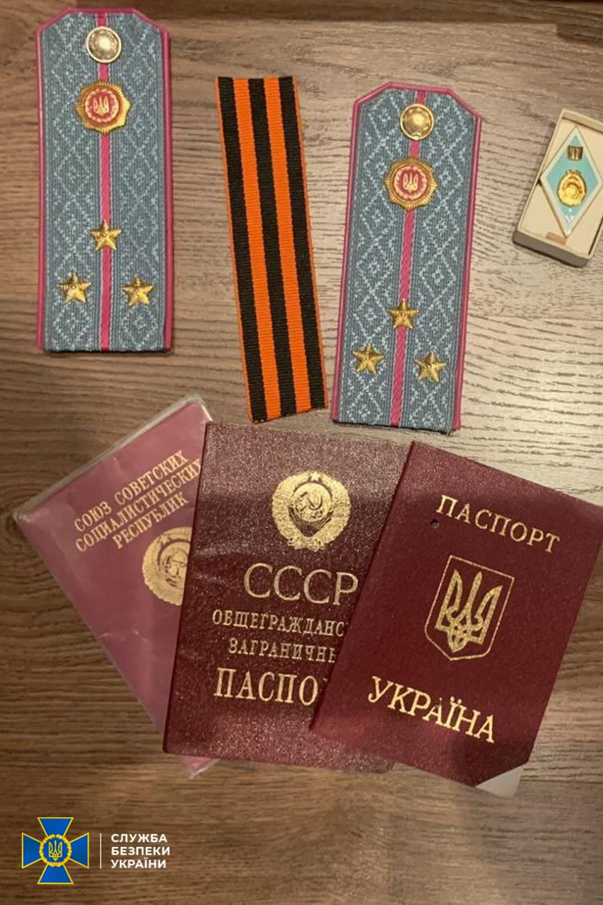 В Черкассах работник медучреждения сливал ФСБ координаты военных и энергообъектов