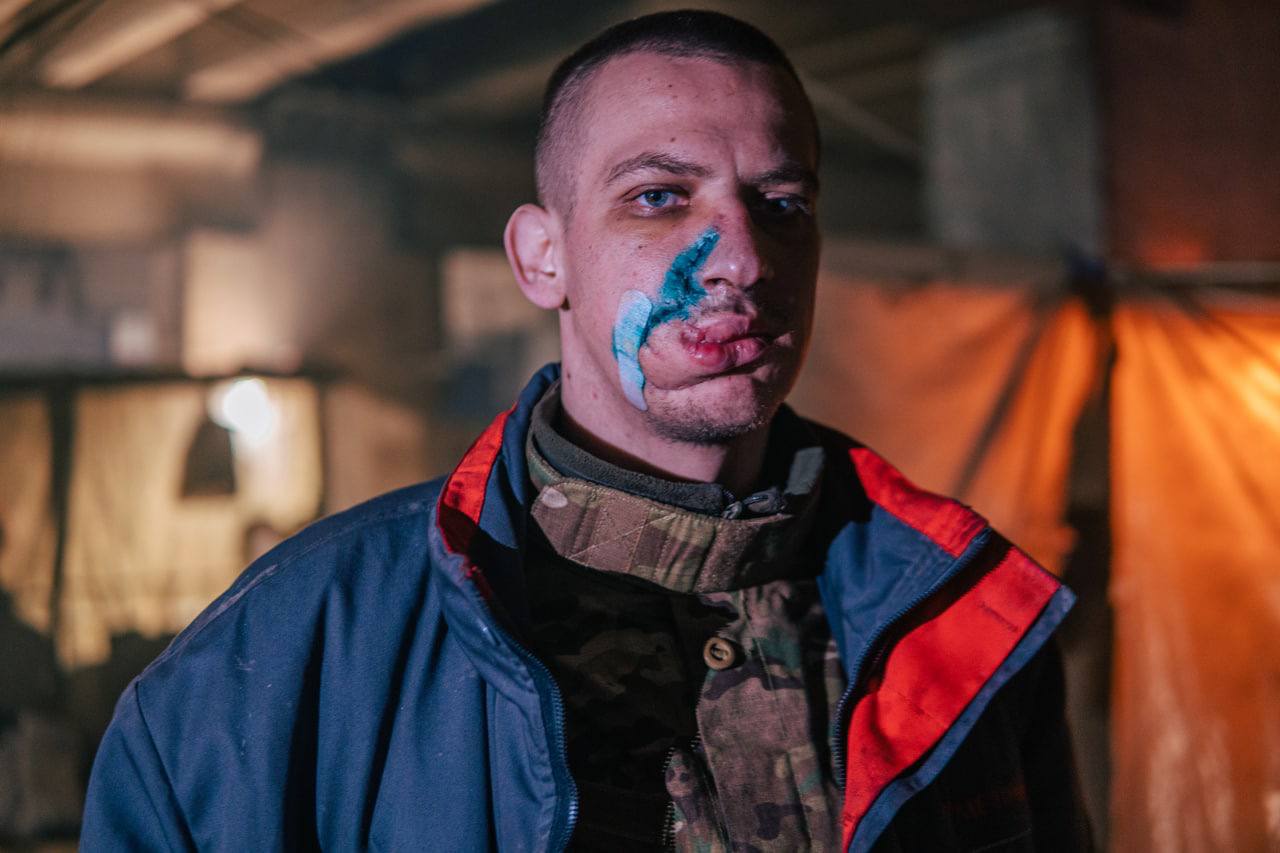 Фото пленных военных на "Азовстали".