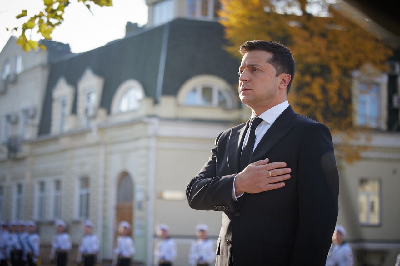 Зеленский почтил память погибших за Украину