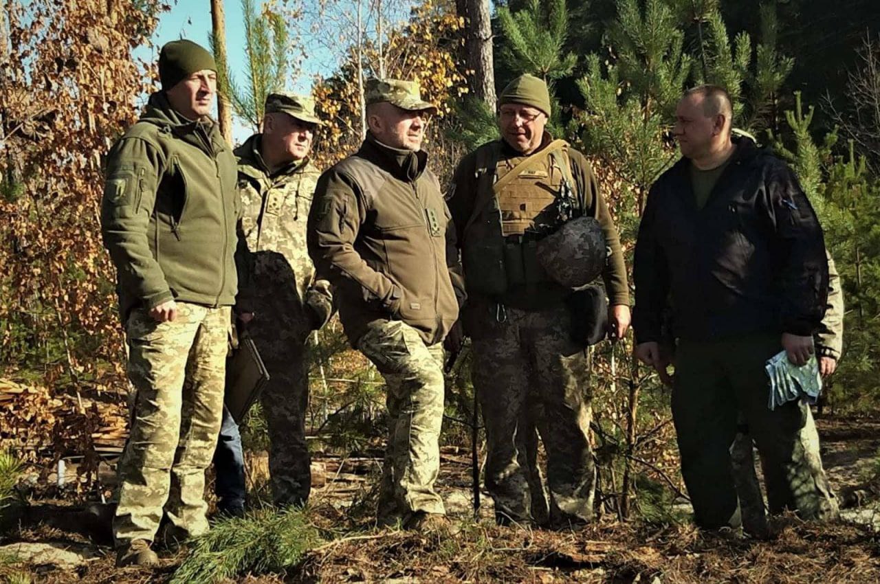 Телеграм-канал Сухопутных войск ВСУ сообщает о том, что ВСУ создают новые огневые позиции под Киевом на случай возможного наступления со стороны Беларуси