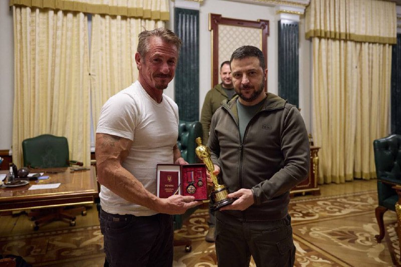Пенн и Зеленский